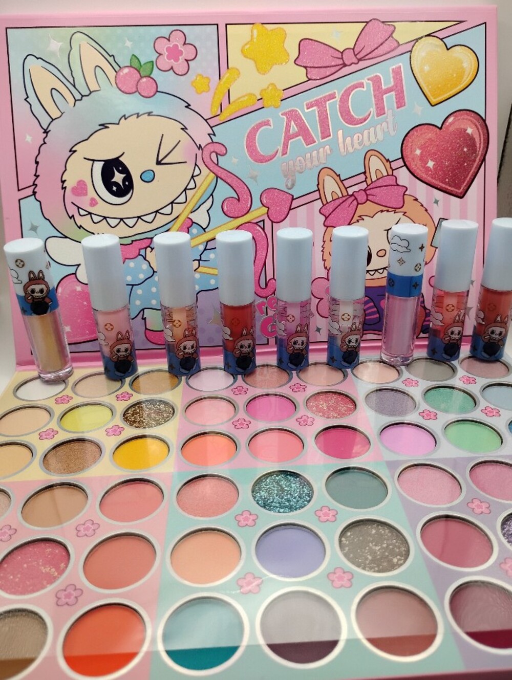 🆕 1 Labubu Beautiful 54 Color Eyeshadow Palette & 8 Labubu Lip Glosses